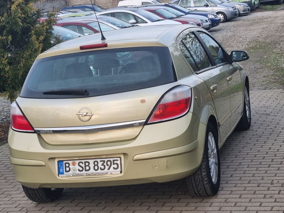 Śliczna astra z Niemiec od 1właściciela  18 bendzyna  125 koni