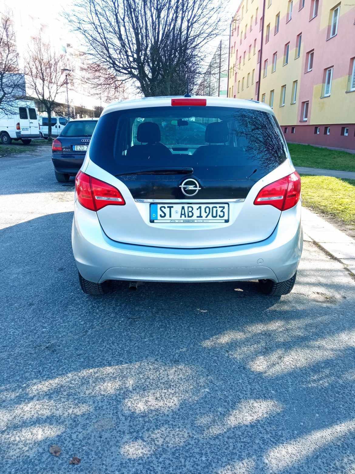 Opel Meriva 1,4 benzyna 2011