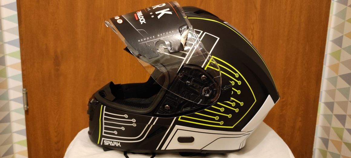 Kask motocyklowy Arioh Spark L