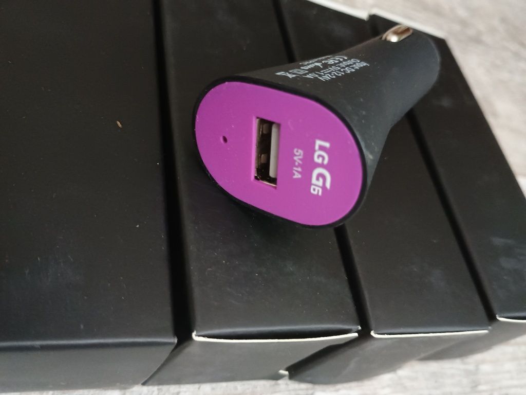 Ładowarka samochodowa   x  5