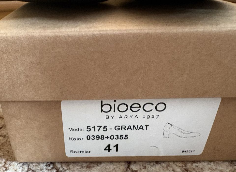 Elegancke buty Bioeco na szerokim obcasie