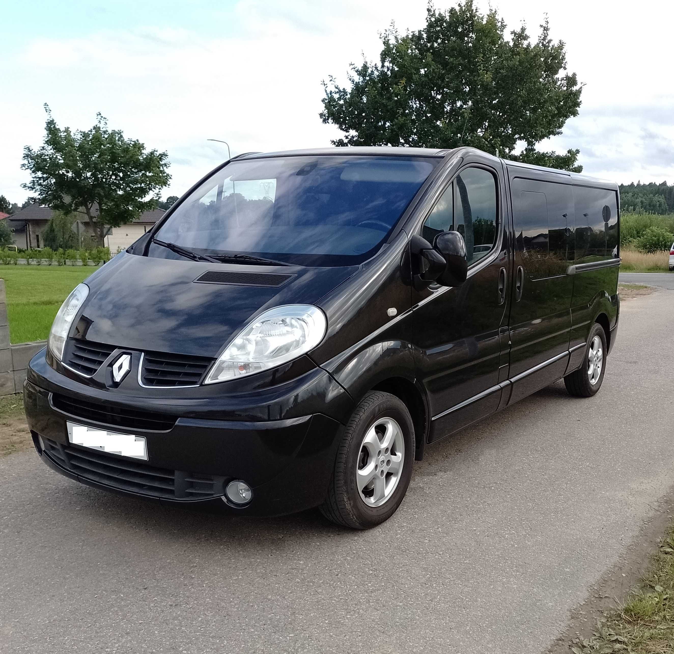 Renault Trafic Long L2H1 2.5 145KM TECHLINE 2xPrzesówneDrzwiKlima,Navi