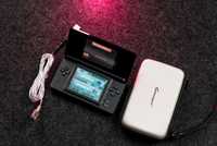 Ігрова приставка Nintendo DS Lite + картридж і чохол