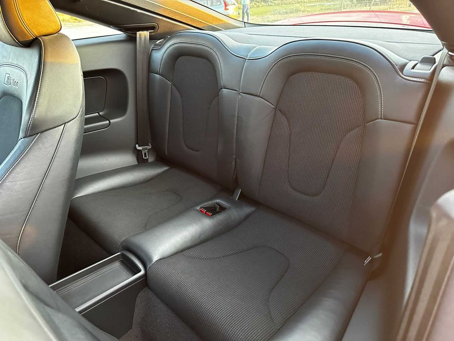 AUDI TT 1.8TFSI S-Line