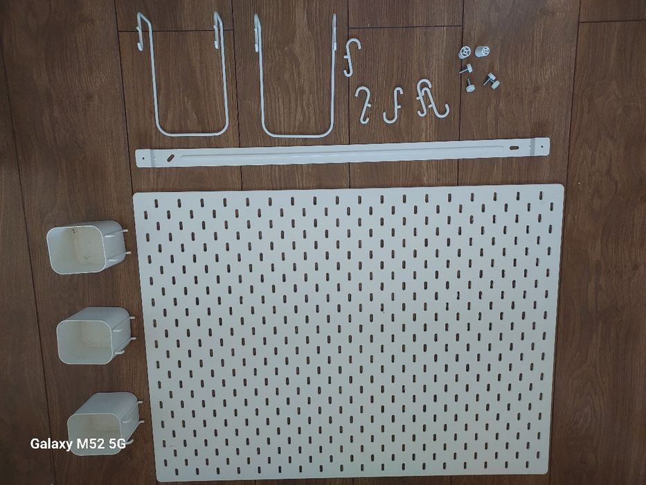 Tablica z akcesoriami  Ikea  76x56