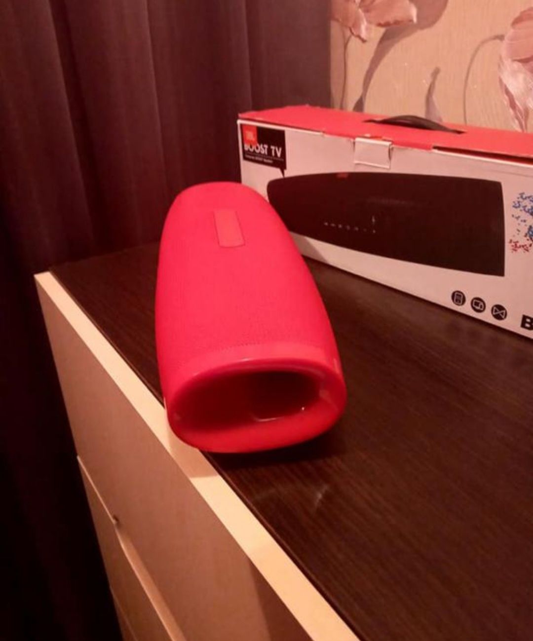 Портативна блютус колонка JBL