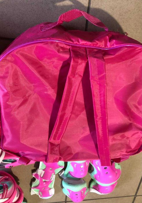 Игровой набор:ролики(все! колеса светящиеся), защита, шлем, рюкзачек