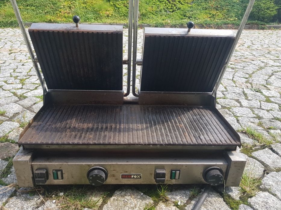 Grill kontaktowy