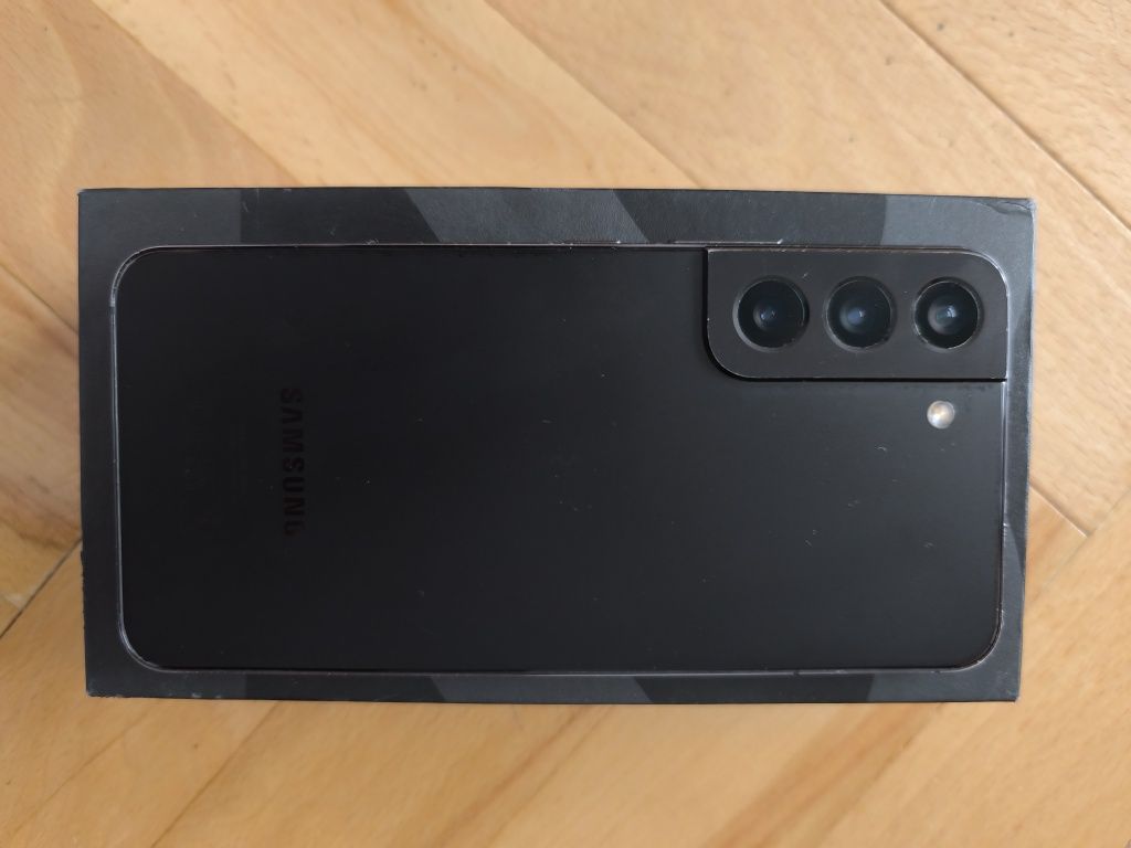 Samsung Galaxy S22 – Stan bardzo dobry – T-Mobile
