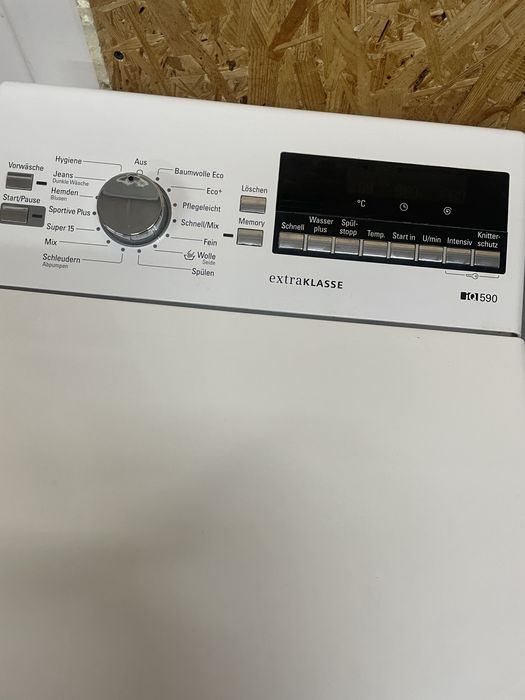 Пральна машина Siemens.