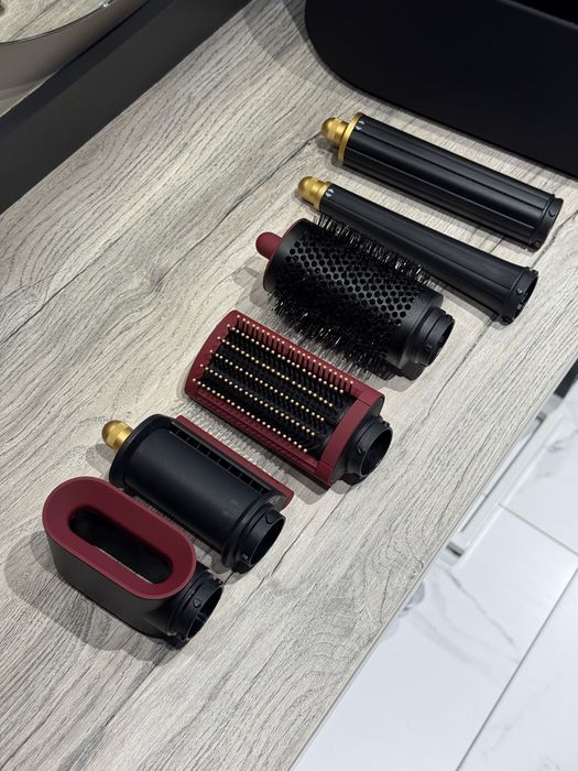 Стайлер Dyson HS08 Airwrap i.d. Long лімітований колір Red Velvet/Gold