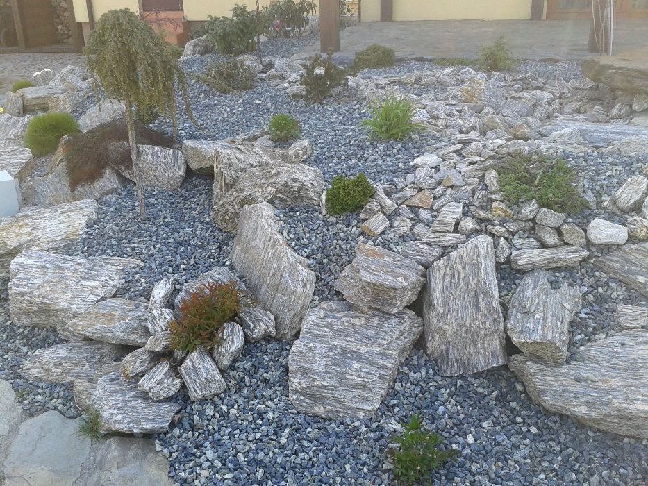 kamień ogrodowy ozdobny głazy GNEJSOWE ogrodowe fontanna ogrodowa