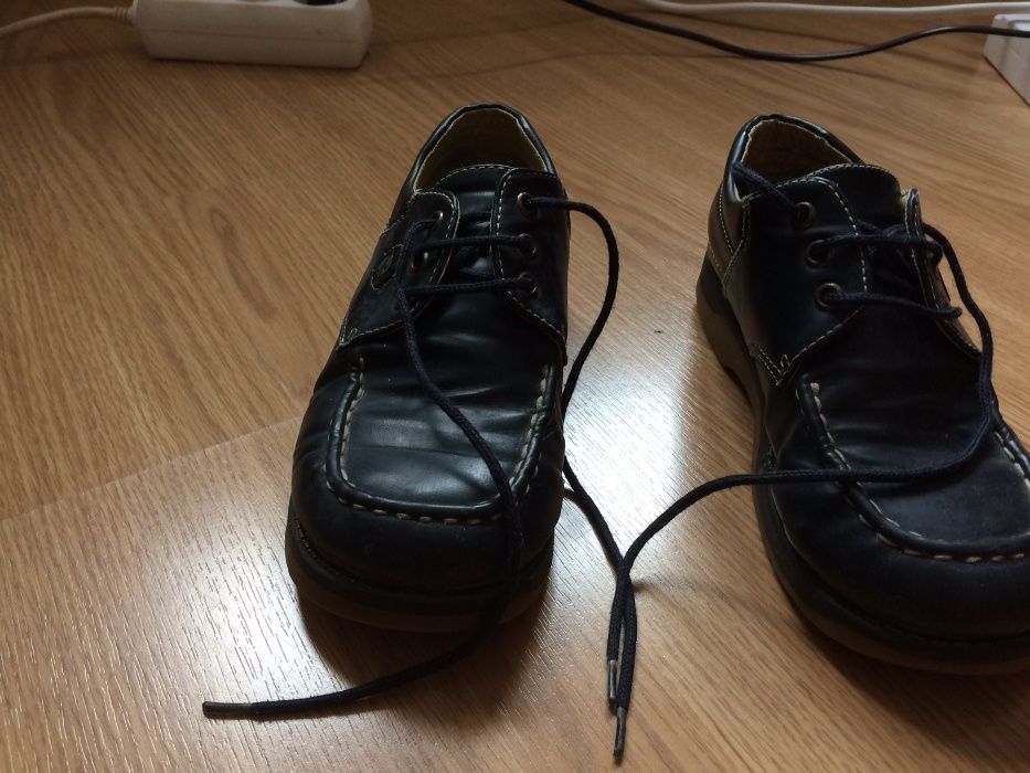 Sapatos azuis 32