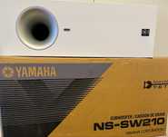 Subwoofer Yamaha Piano Craft NS-SW 210
