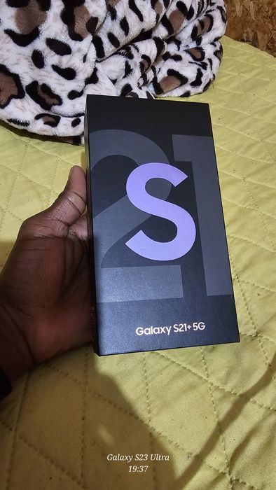 Google pixel 8 pro e galaxy S21+ ambos bem novos