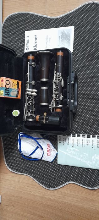 Klarnet drewniany Yamaha, ustnik akcesoria