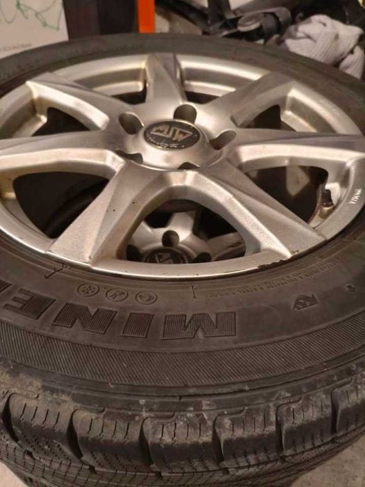 Sprzedam  felgi aluminiowe 5x127 od Fiata Freemont