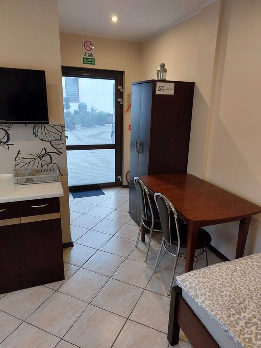 Tanie noclegi, Pokoje pracownicze