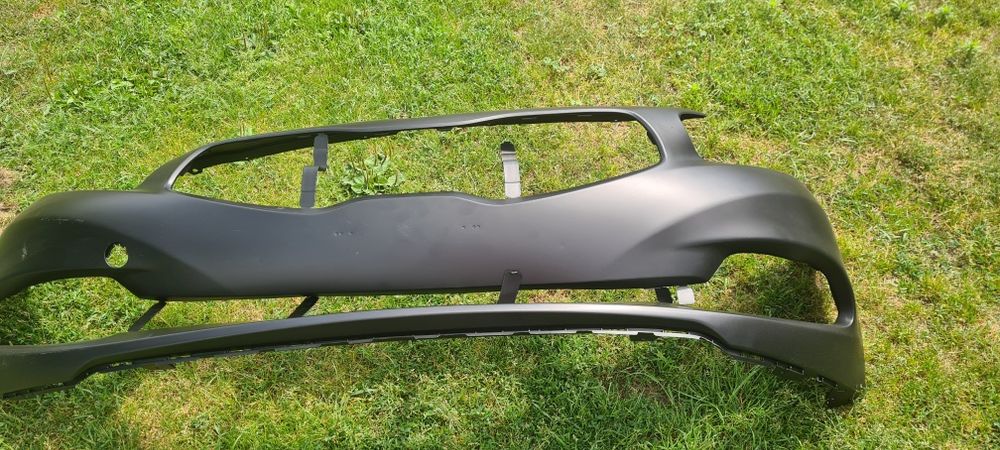 Zderzak przed KIA Ceed