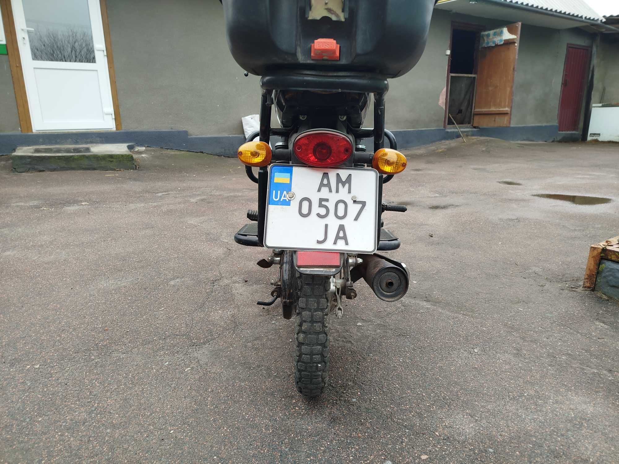 Мотоцикл спарк SPARK