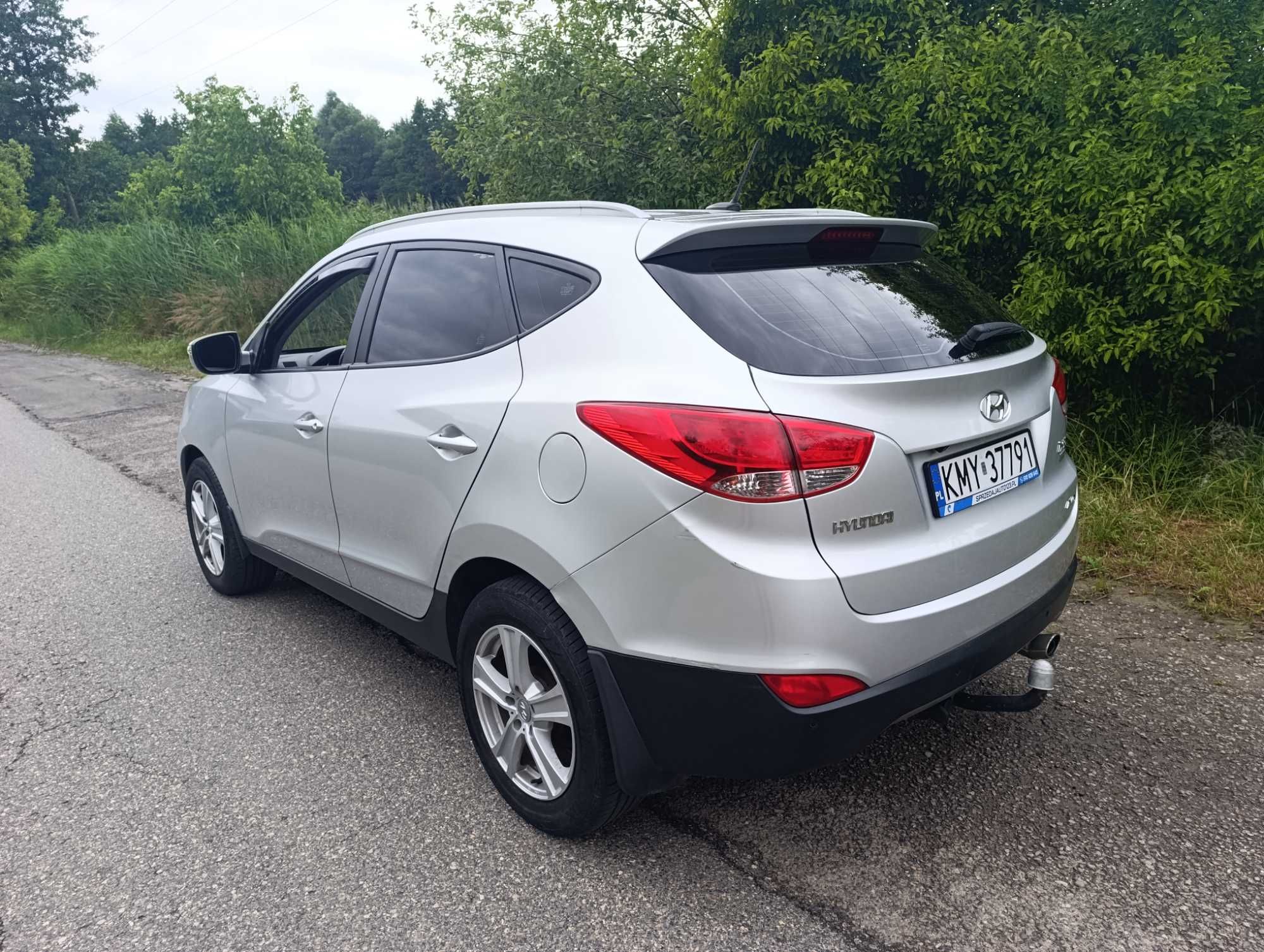 HYUNDAI  IX35  4X4   Ładny  stan