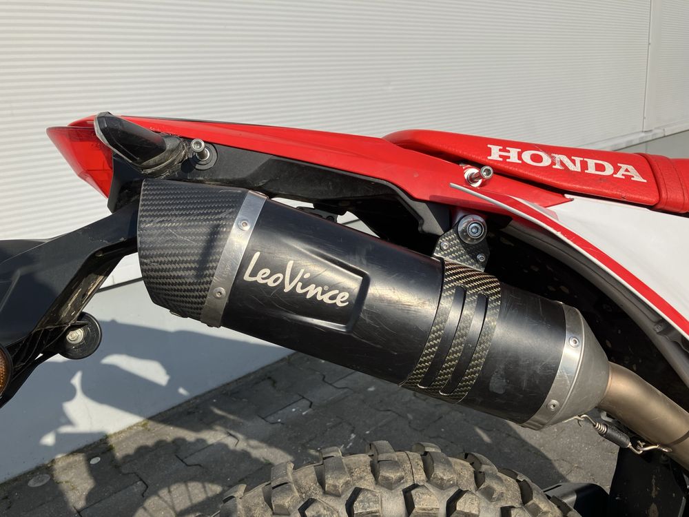 Honda CRF300L z wieloma dodatkami