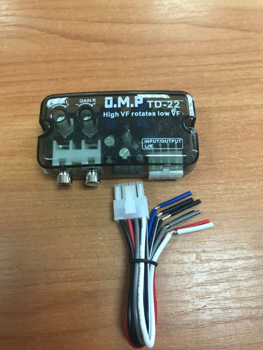 Преобразователь аудиосигнала высокого уровня в низкий. Hi-level/RCA