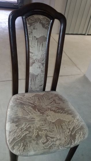 Krzesła drewniane 4szt masywne