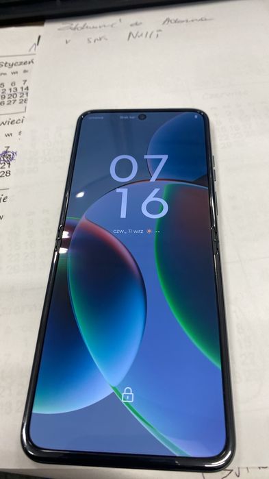 Motorola Razr40 stan igła