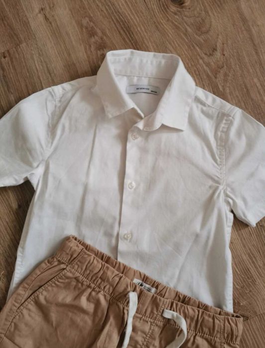 Elegancki zestaw HM Reserved 134 koszula biała szorty beżowe