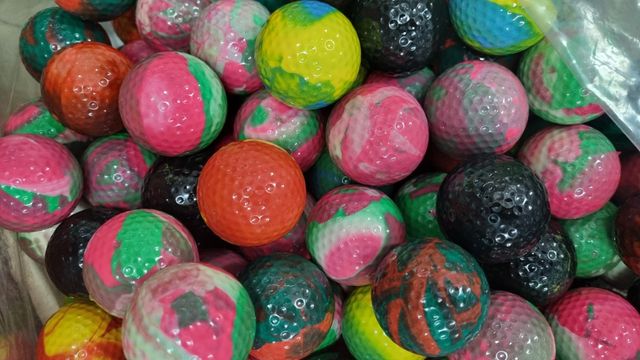 Piłki golfowe kolorowe nowe 20szt.