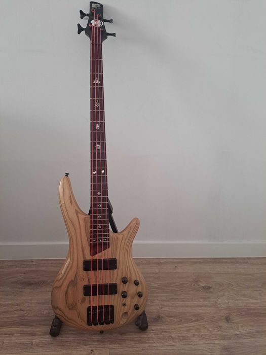 Ibanez SR600 - gitara basowa