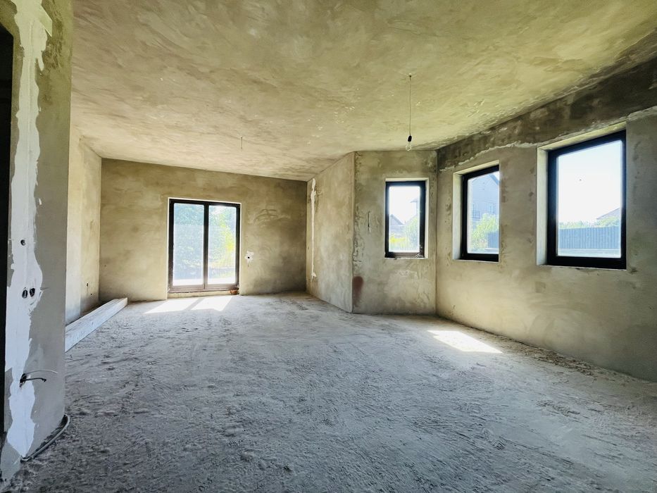 Приватний Будинок - район Мальованки - 10 соток