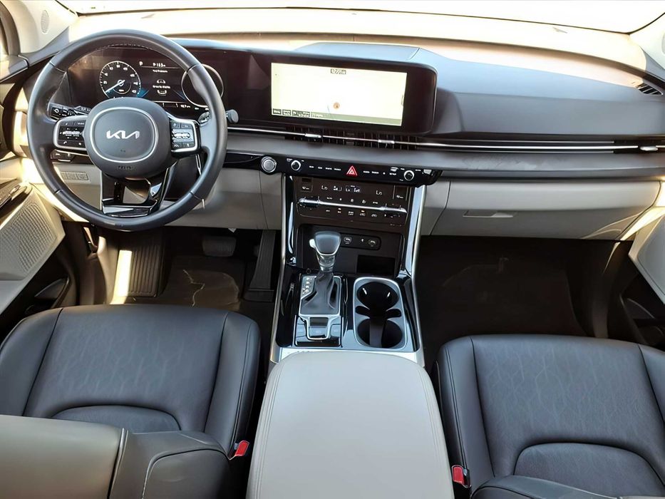 Kia Carnival      2023
