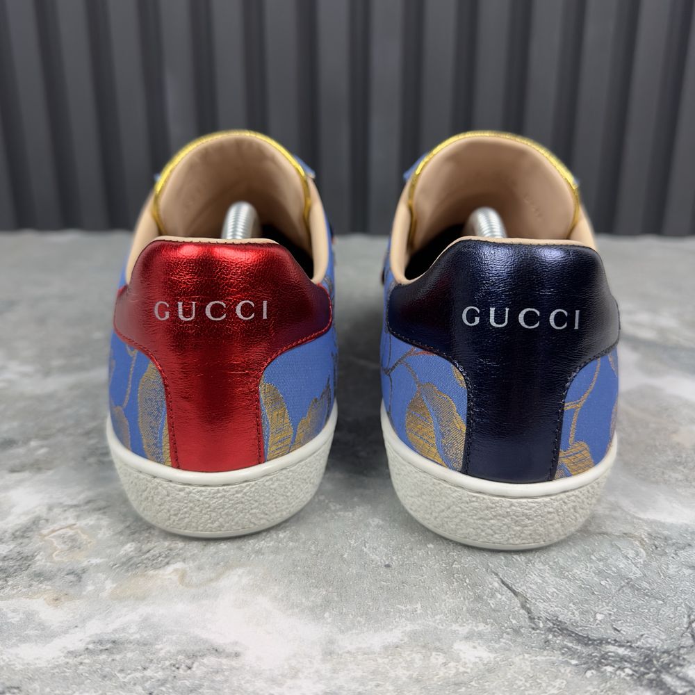 Gucci оригінал кросівки кеди голубі розмір 37.5
