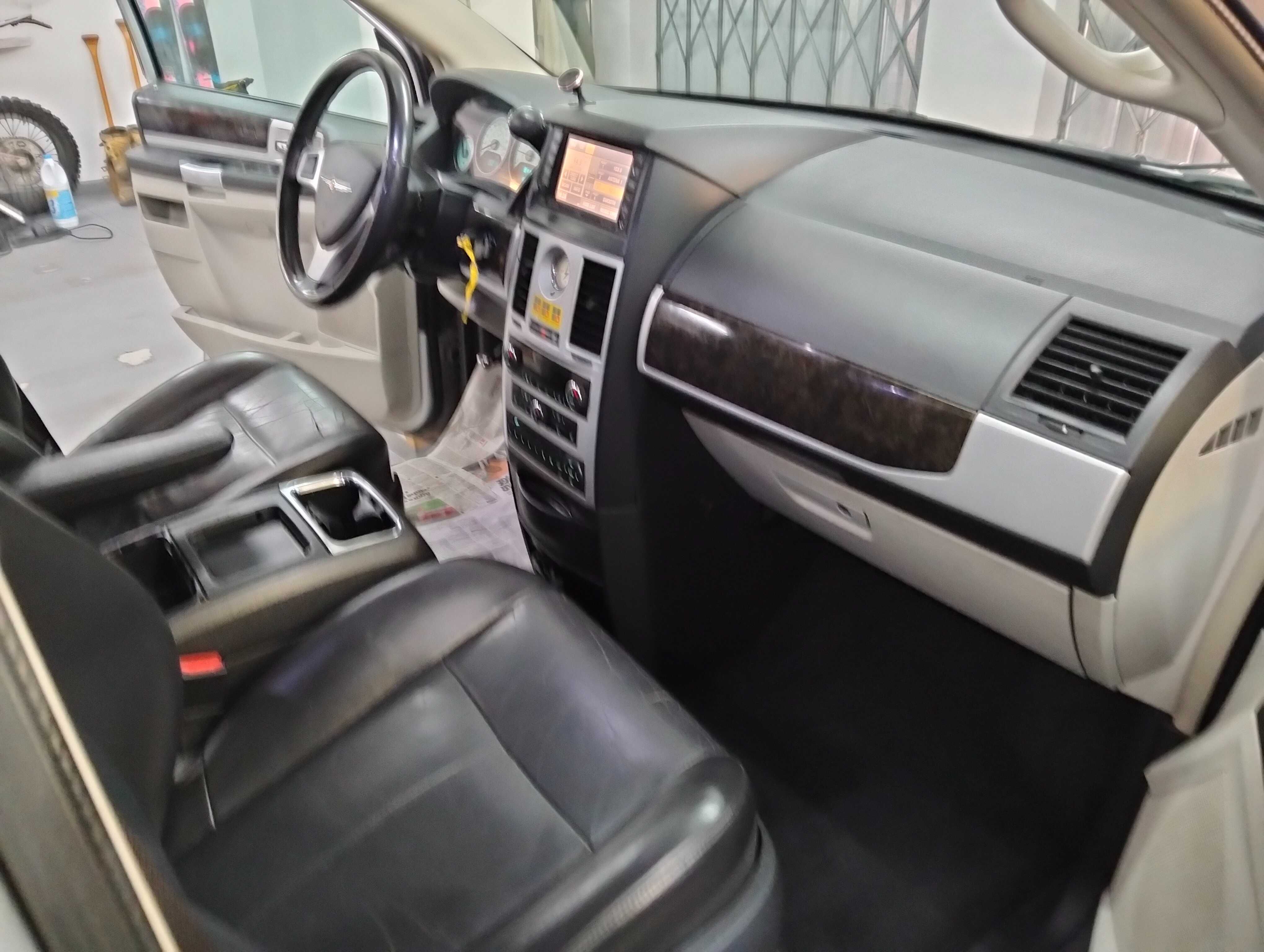 chrysler grand voyager  7 lugares CRD ATX LIMIT. STOW GO