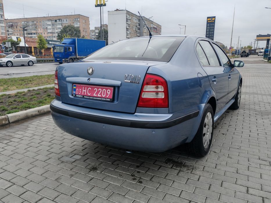Skoda Octavia Tour 1.6 mpi бензин. 2007 рік