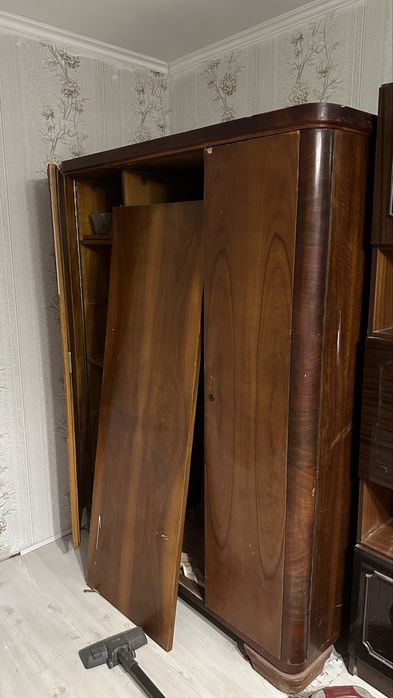 Советский шкаф даром