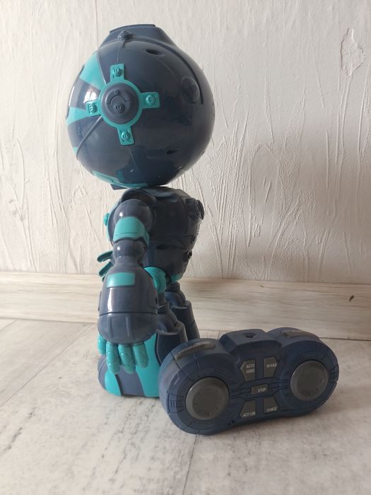 Robot sterowany w dobrym stanie