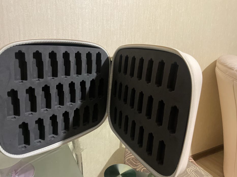 Кейс для зберігання і транспортування ефірних олій компаніі Янг Лівінг