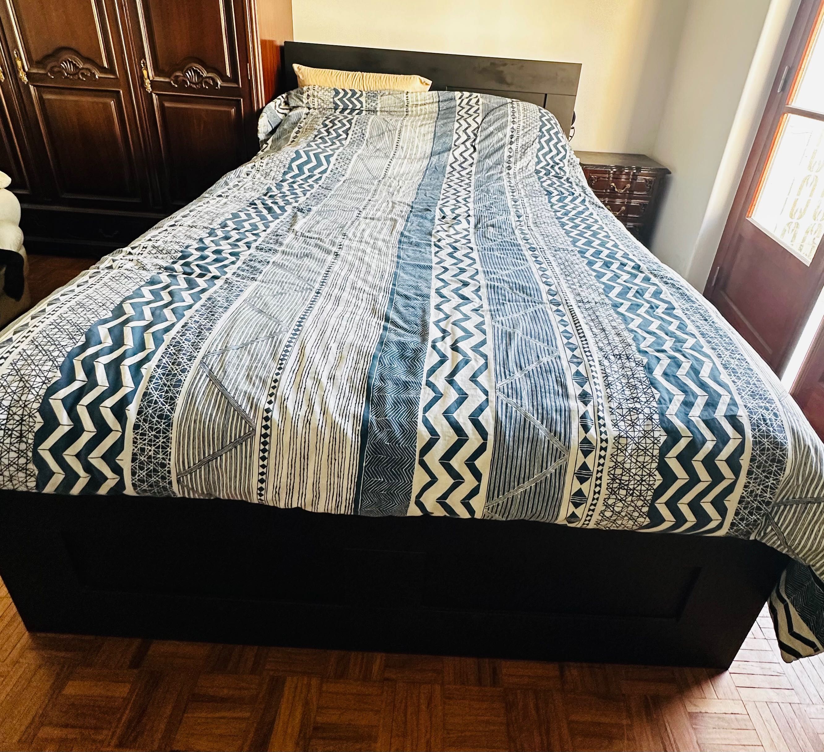 Cama Completa + cômoda + Kallax