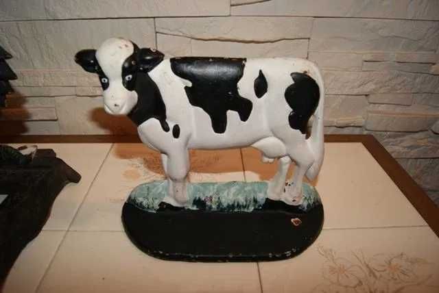 Krowa wykonana z żeliwa