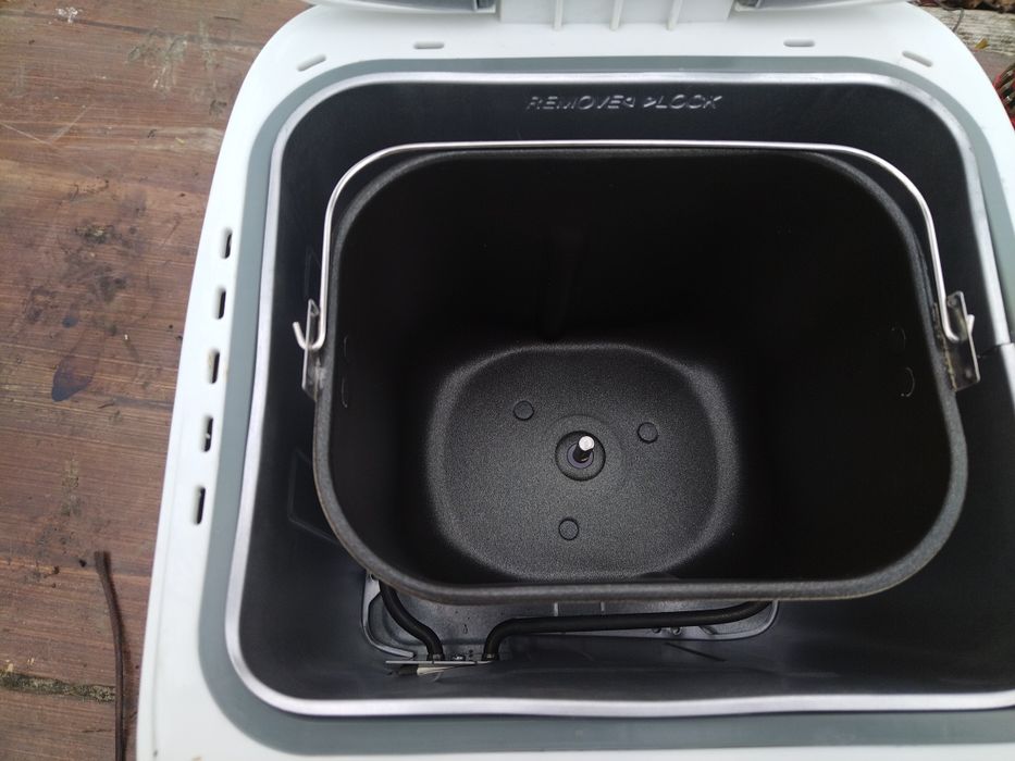 Хлібопіч elbee scott