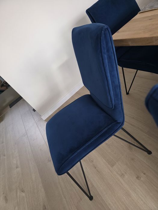 Krzesła tapicerowane welur