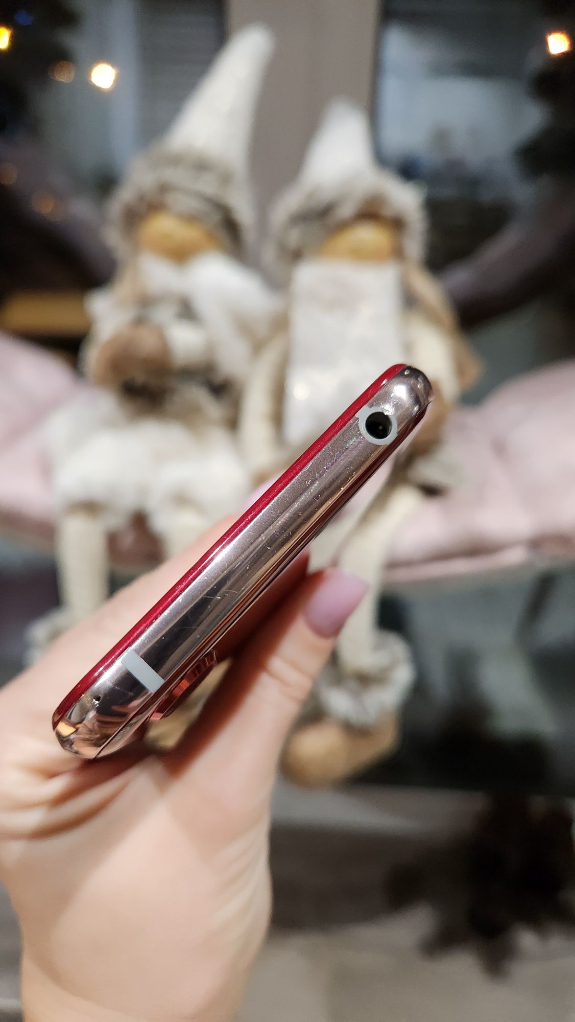 Sharp R2  4/64 red червоний aquos