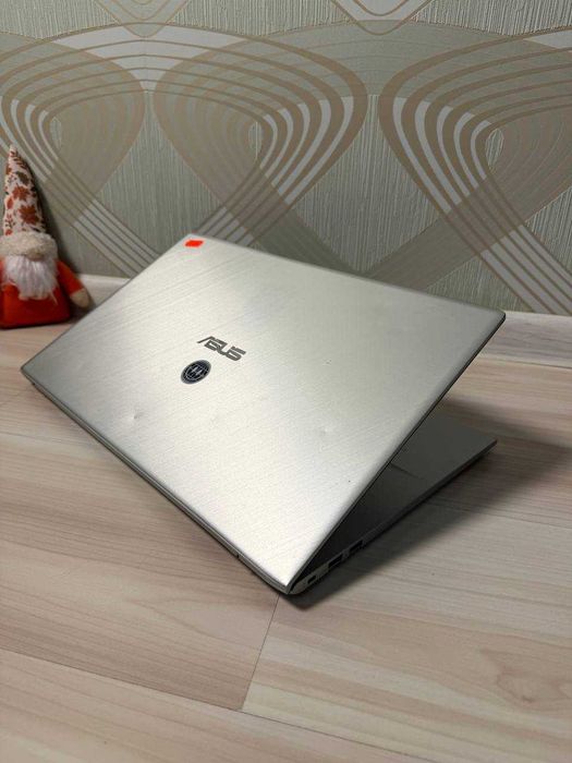 Asus VivoBook 17｜Vega 8 2gb｜Ryzen 5 3500U｜17.3"｜OЗУ 8 gb｜512 gb