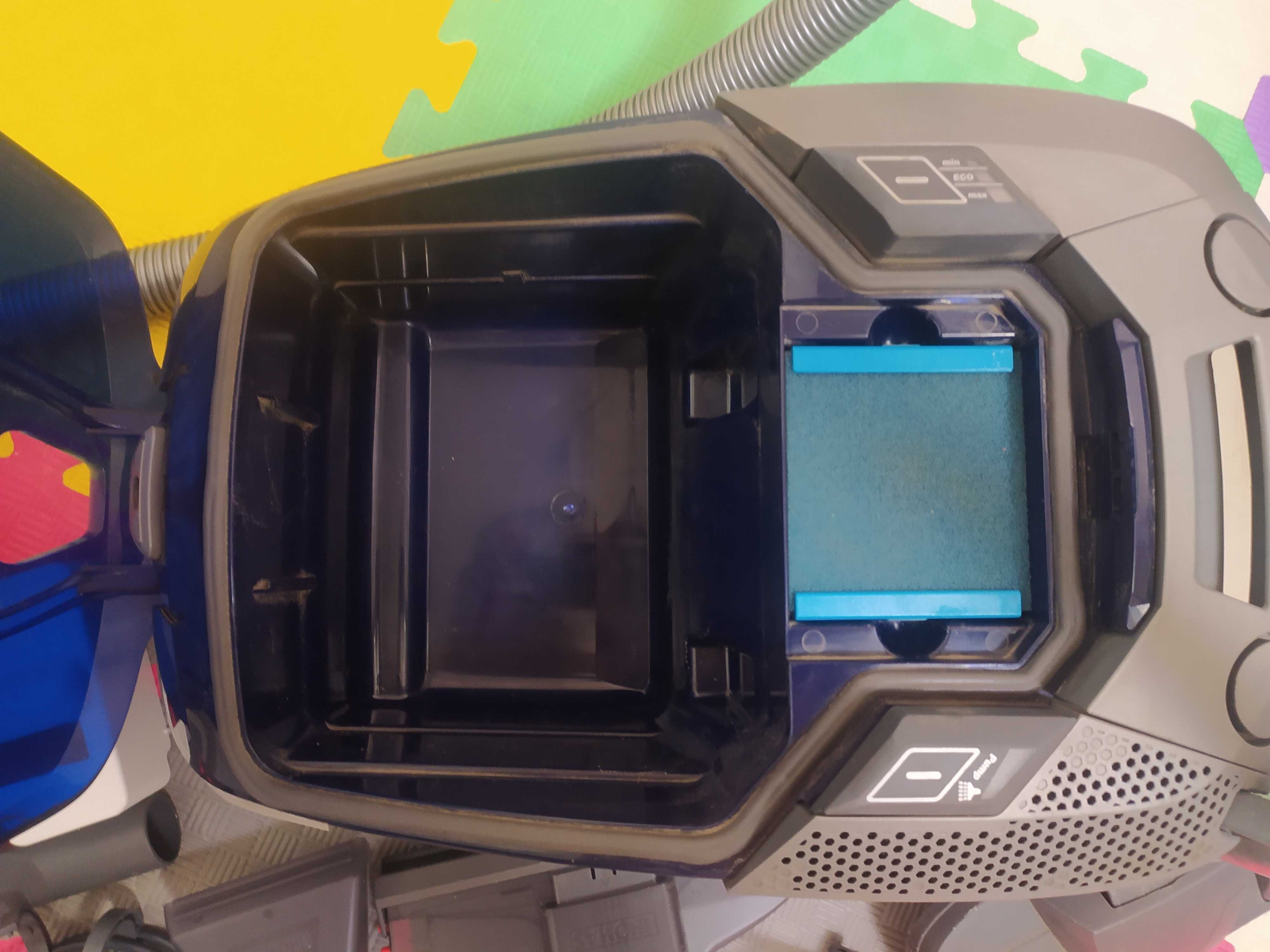 Пылесос с аквафильтром THOMAS TWIN XT