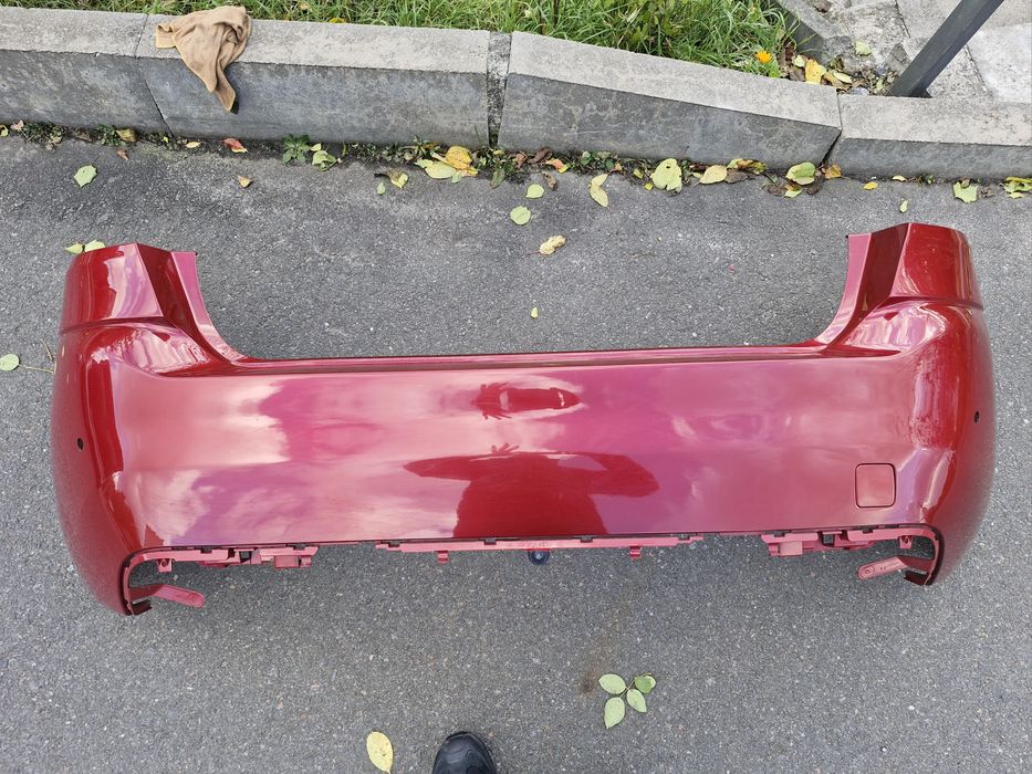 Бампер Peugeot 308 t9 хетчбек 2015 оригінал