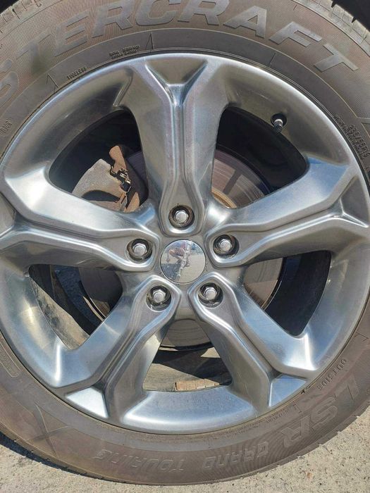 Продаю Dodge Journey 2016 года выпуска