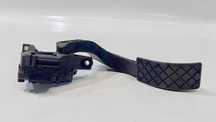 POTENCJOMETR PEDAŁ GAZU VW PASSAT B5 LIFT 1.9 TDI 8D1723523M